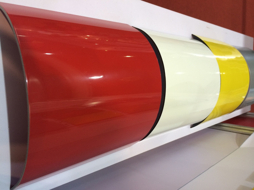 3050mm 長さ ブラッシュ アルミ ポリビニリデン フロアイド パネル 滑らかで耐久性のある表面