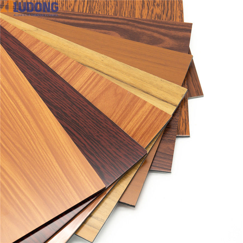OEM & ODM Wood Grain ACP ACM Sheet 1550*3000mm, Nano Coating, Anti-Scratch & Soundproof for Subway Station Top Quality