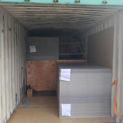 破れないPEコア アルミ製複合板